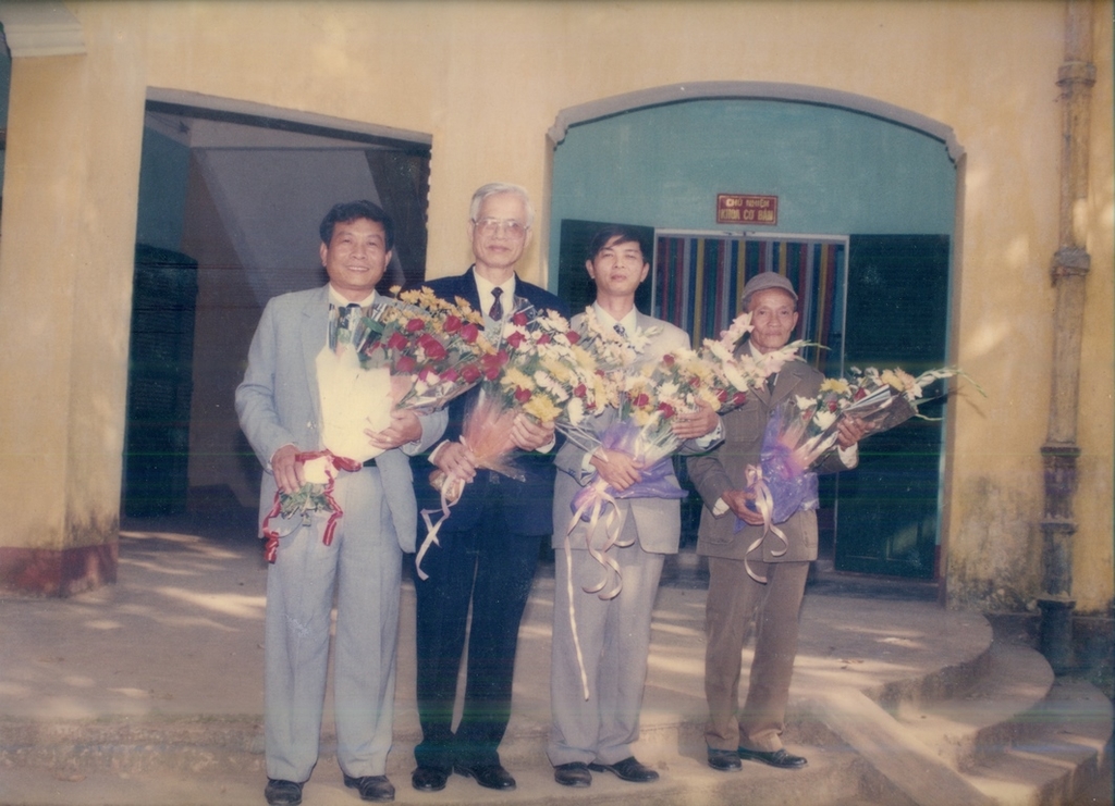scan0022-copy-.jpg (437 KB)