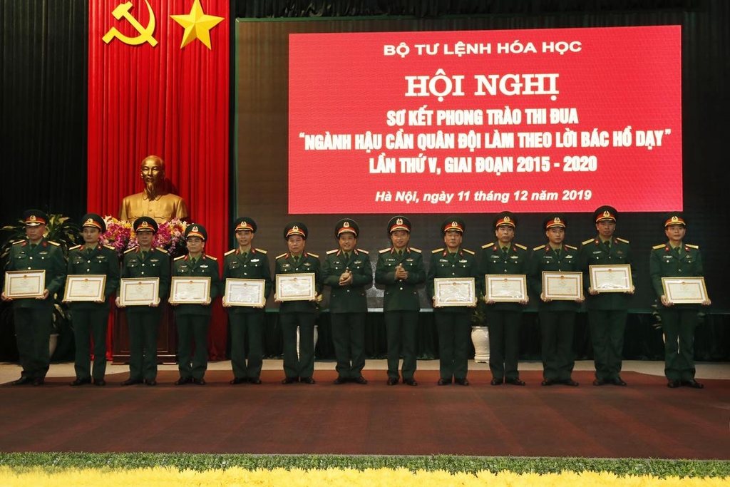 3-copy-.jpg (431 KB)