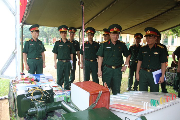 anh-4-copy-.jpg (127 KB)