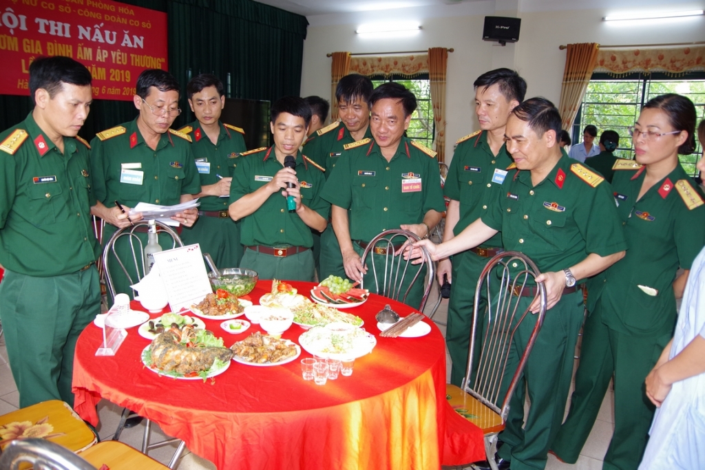 anh-11-copy-.jpg (487 KB)
