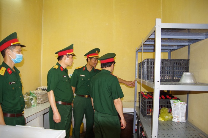 2-copy-.jpg (89 KB)