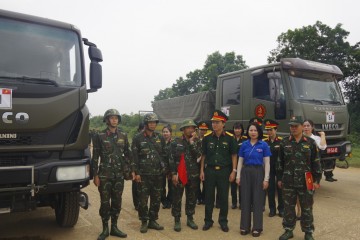 Hội Phụ nữ Trường Sĩ quan Phòng hóa  tiếp sức động viên lực lượng làm nhiệm vụ A80