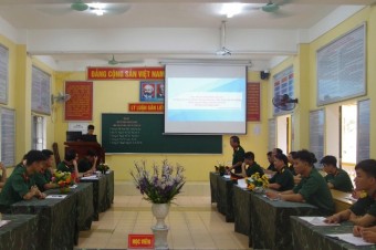 Trường Sĩ quan Phòng hóa tổ chức cho học viên khóa 25, đào tạo Sĩ quan Chỉ huy - Kỹ thuật Hóa học cấp phân đội, trình độ đại học Bảo vệ khóa luận tốt nghiệp